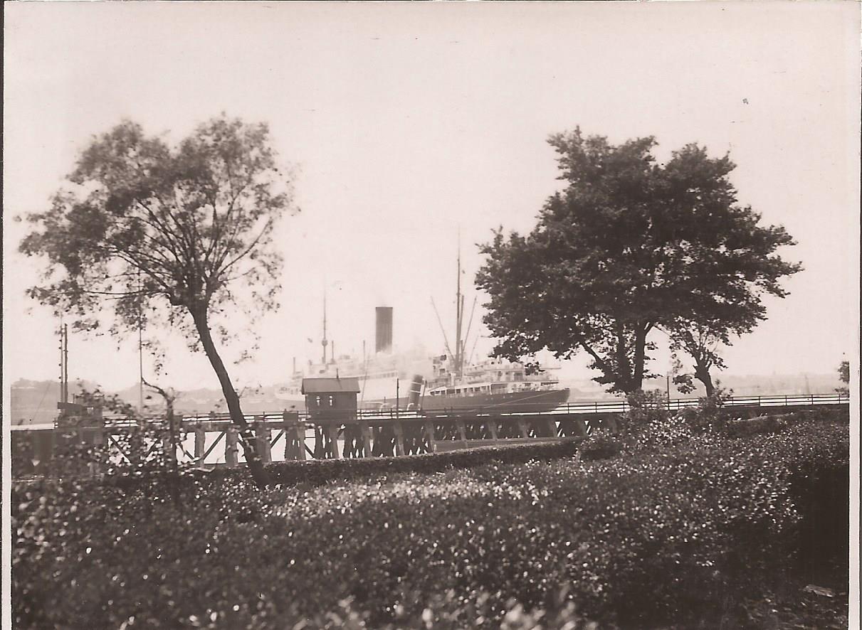 Archival photograph — description pending review