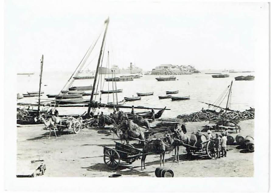 Archival photograph — description pending review
