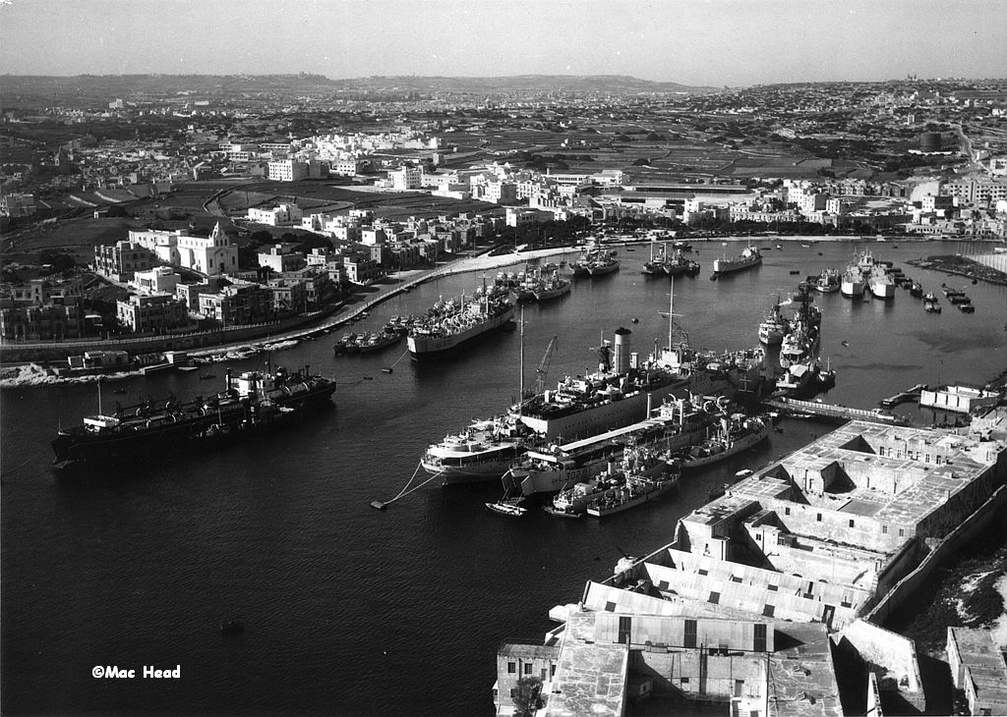Archival photograph — description pending review