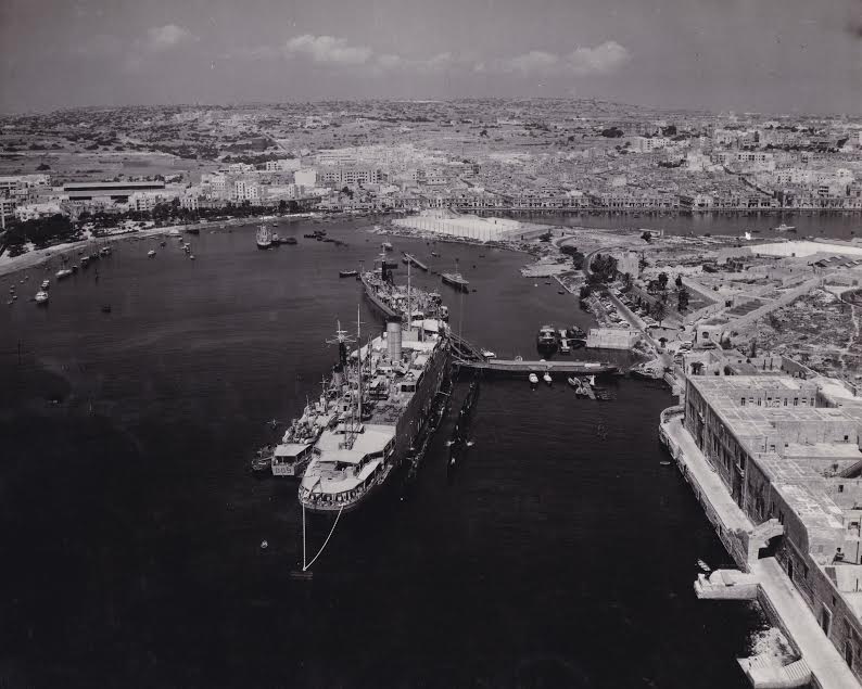 Archival photograph — description pending review