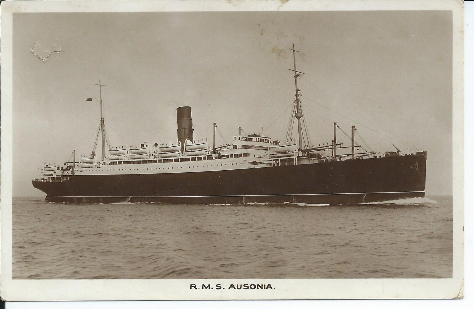 Ausonia post 12