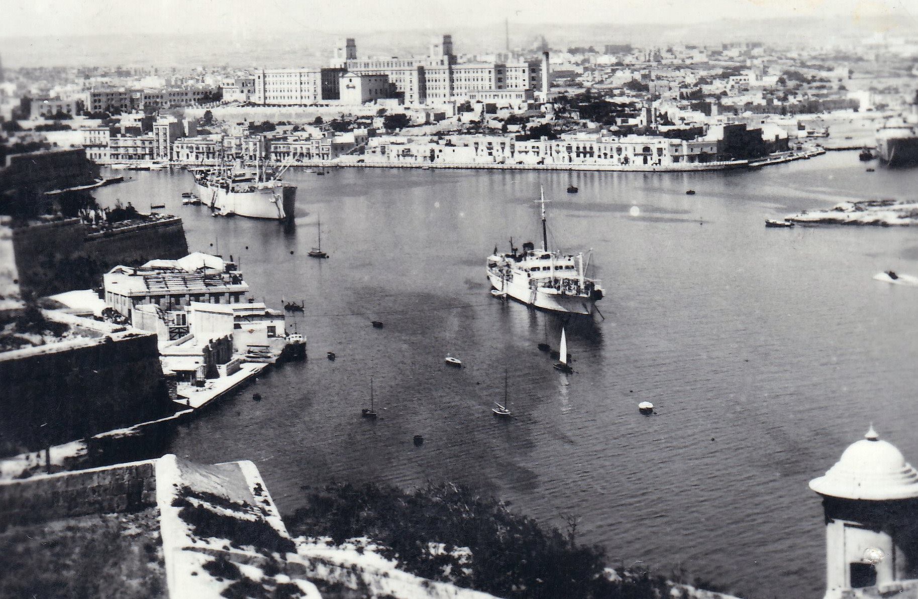 Archival photograph — description pending review