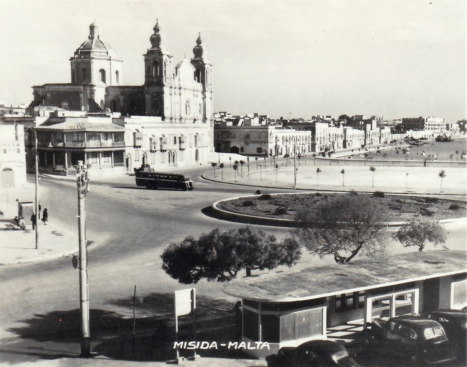 Archival photograph — description pending review